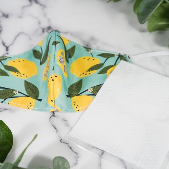 3 layers with filter pocket face masks - Picture 2 of 5